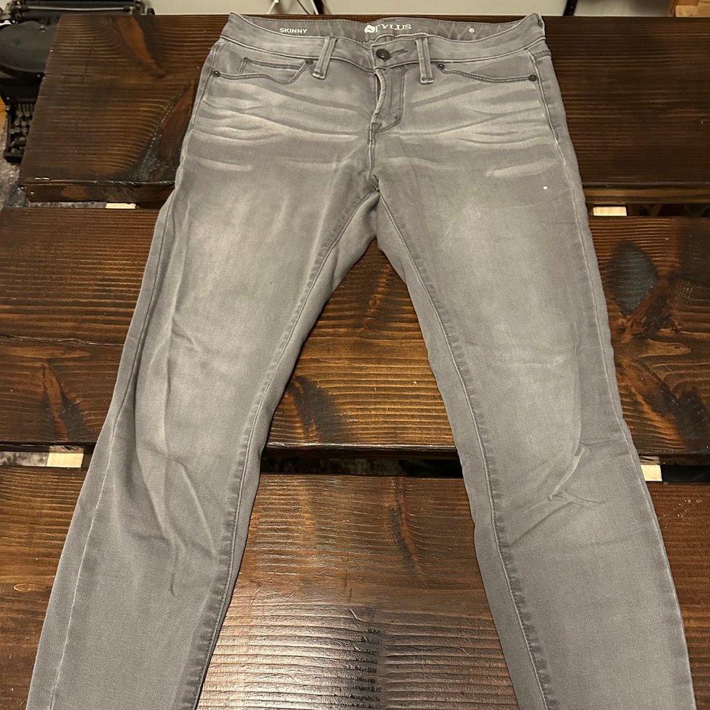 JC Penney - Stylus Skinny Grey Jeans - Women's Size 6